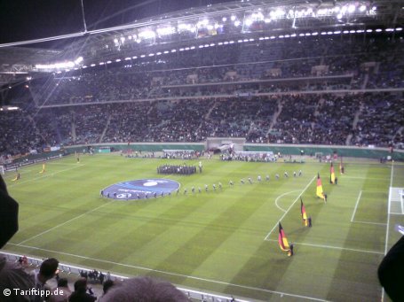 Schlaaaand! Im Leipziger Zentralstadion sind Nachtfotos kein Thema, aber man ist ja nicht immer an so gut ausgeleuchteten Pl&auml;tzen